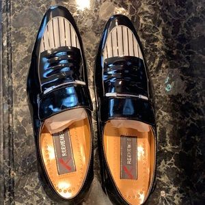 Men’s Glossy Dress Shoes